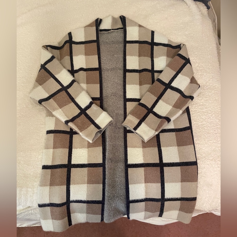 Plaid oversized cardigan/coat - perfect for fall!